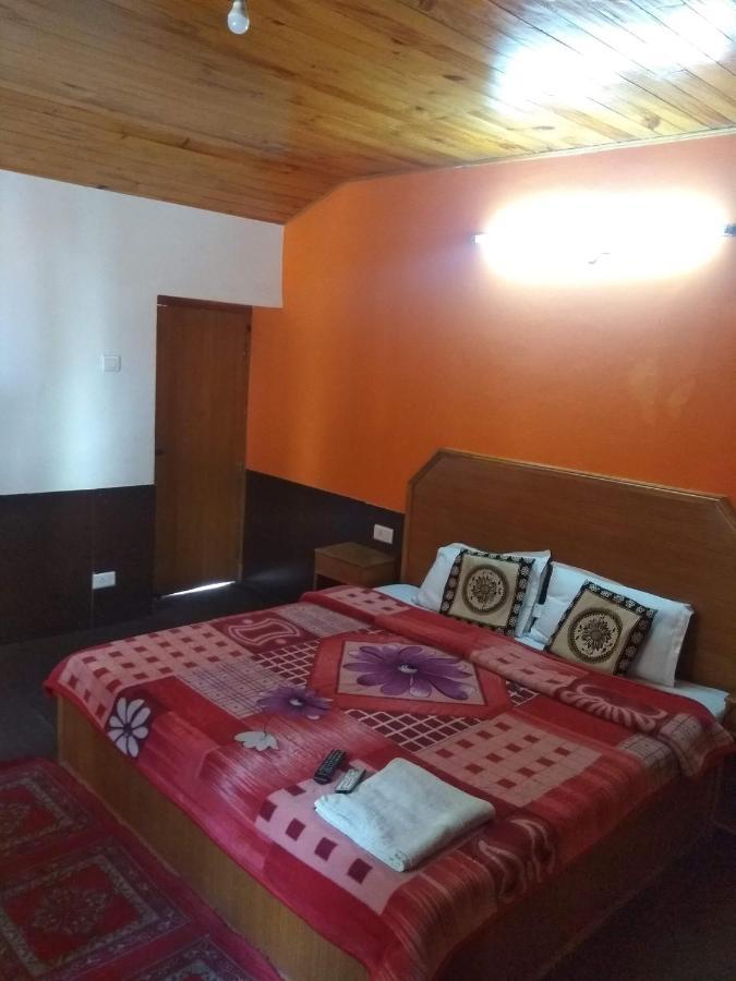 Hotel Hilltop Manāli エクステリア 写真