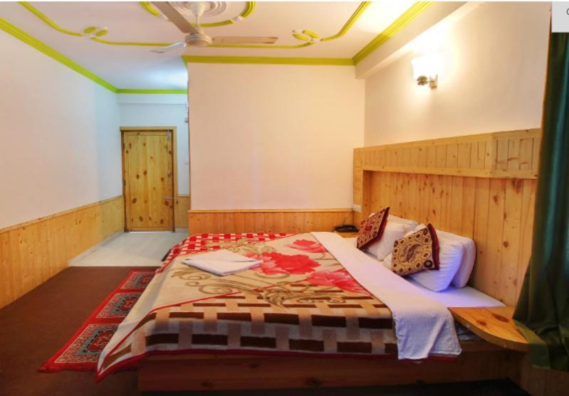 Hotel Hilltop Manāli エクステリア 写真